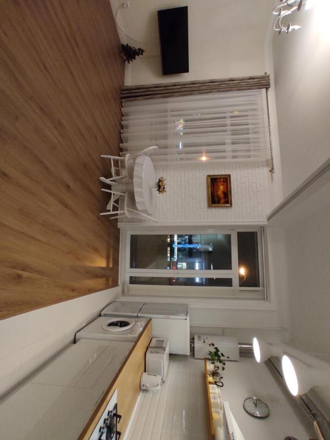 جومل Apartment in the city center المظهر الخارجي الصورة