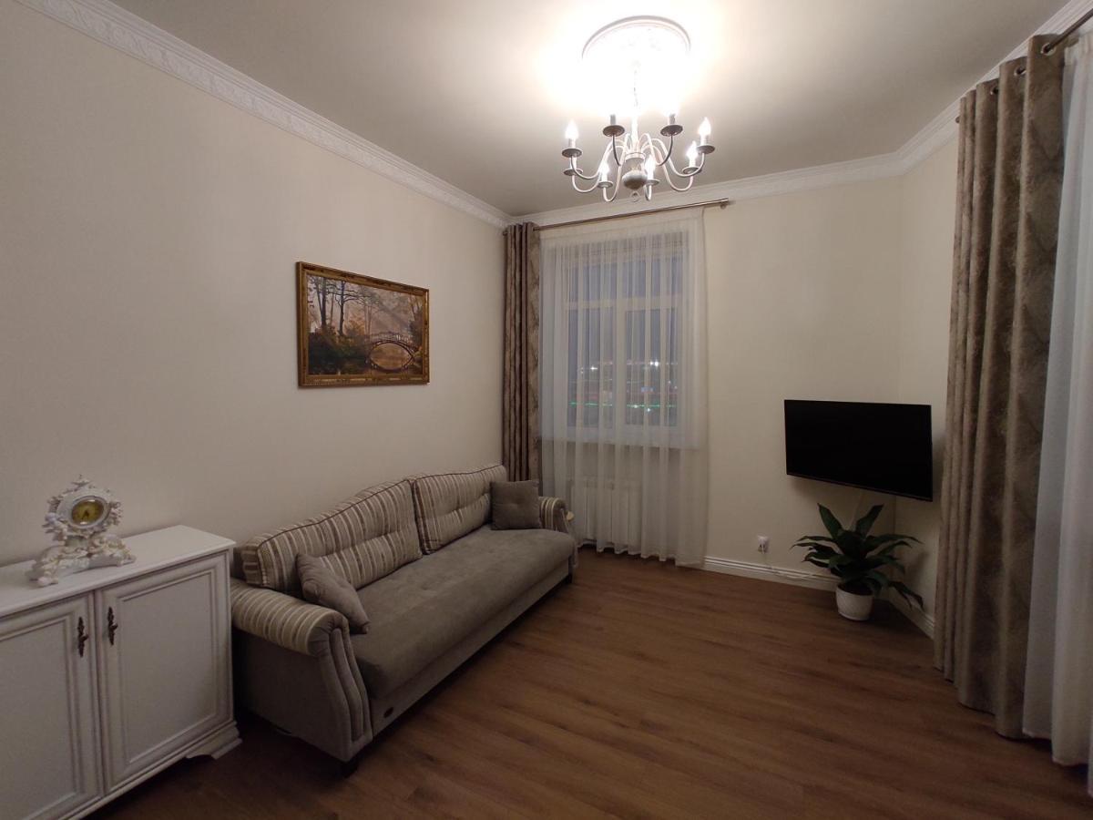 جومل Apartment in the city center المظهر الخارجي الصورة